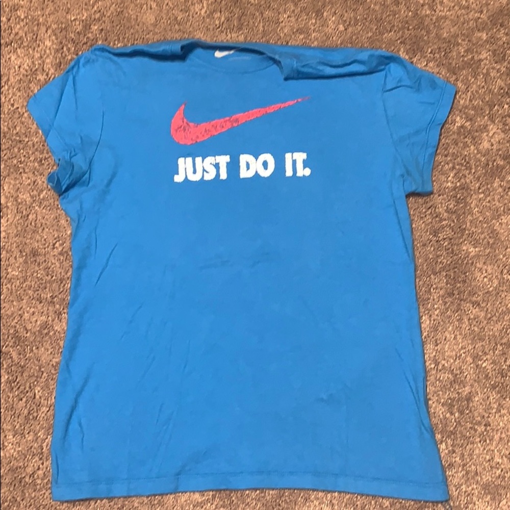 Nike Girls’ XL Blue Short Sleeve Logo Shirt